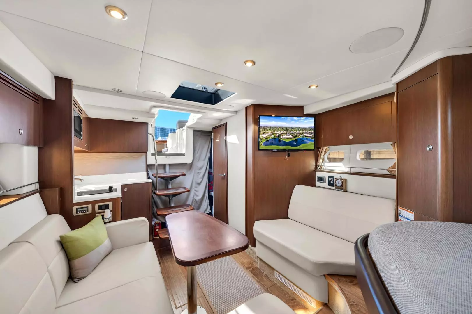 2019 Sea Ray Sundancer Coupe - Image 24