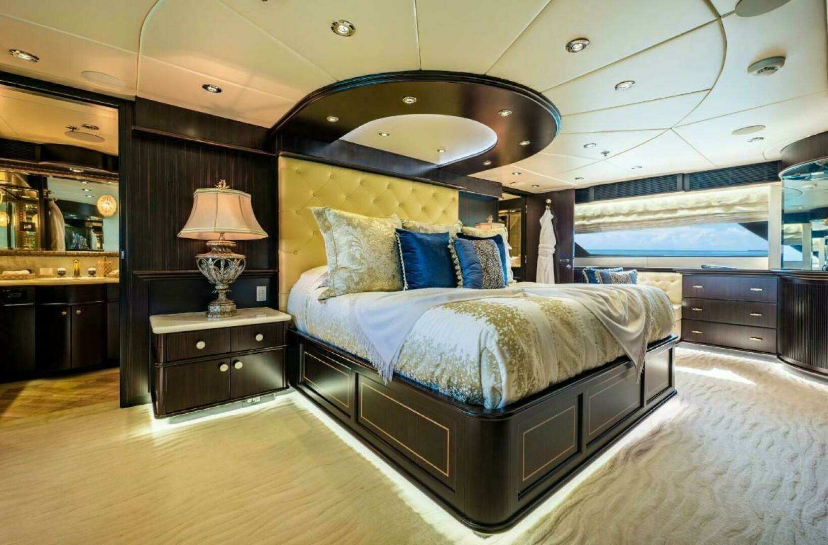 1995 Christensen Tri-deck Motoryacht - Image 12