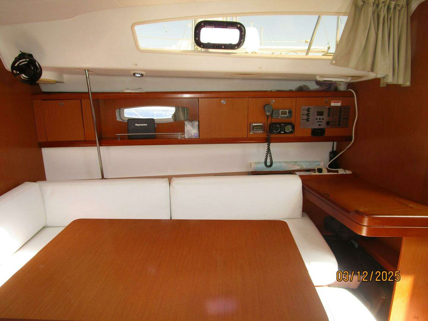 2010 Beneteau Oceanis 43 - Image 24