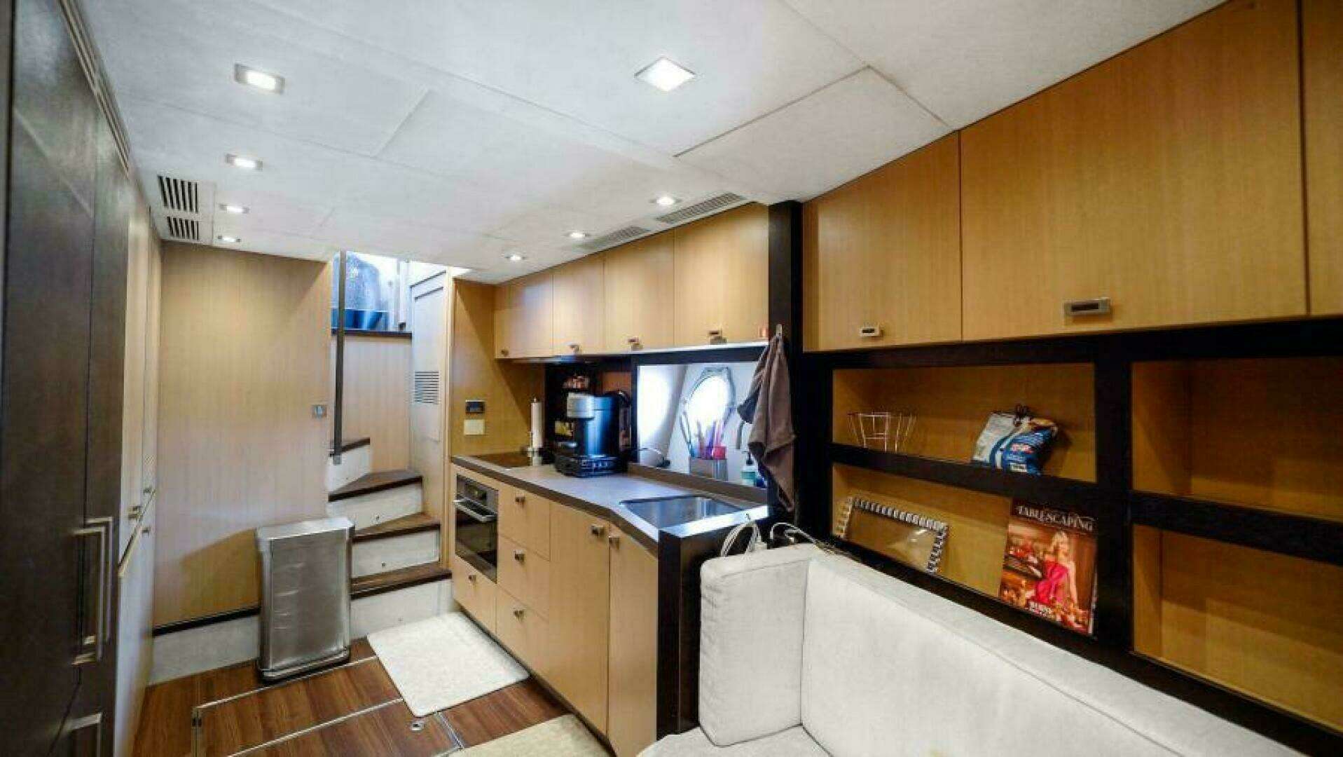 2015 Monte Carlo Yachts MCY86 - Image 56