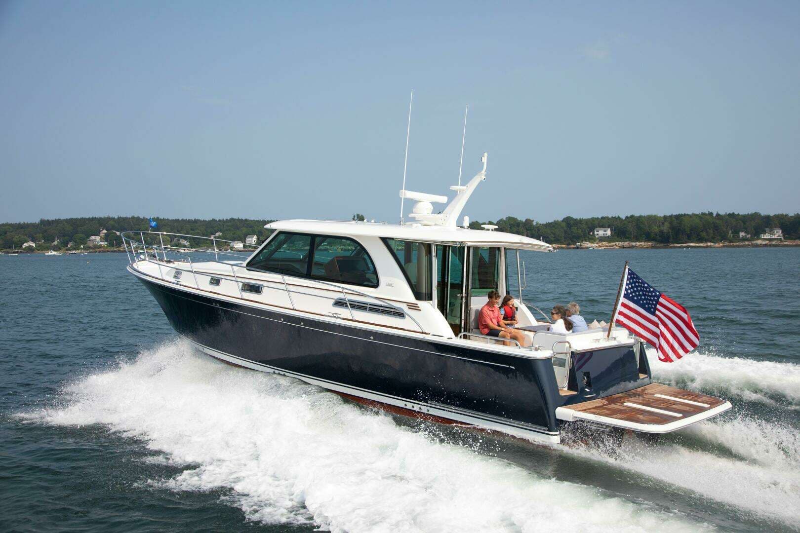 2026 Sabre 45 Salon Express - Image 5