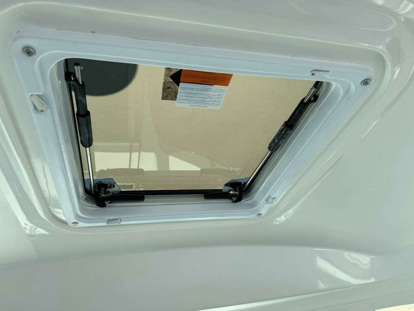 2006 Sea Ray 40 Motoryacht - Image 33