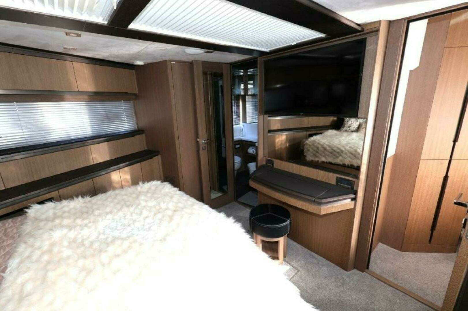 2019 Galeon 650 Sky - Image 41
