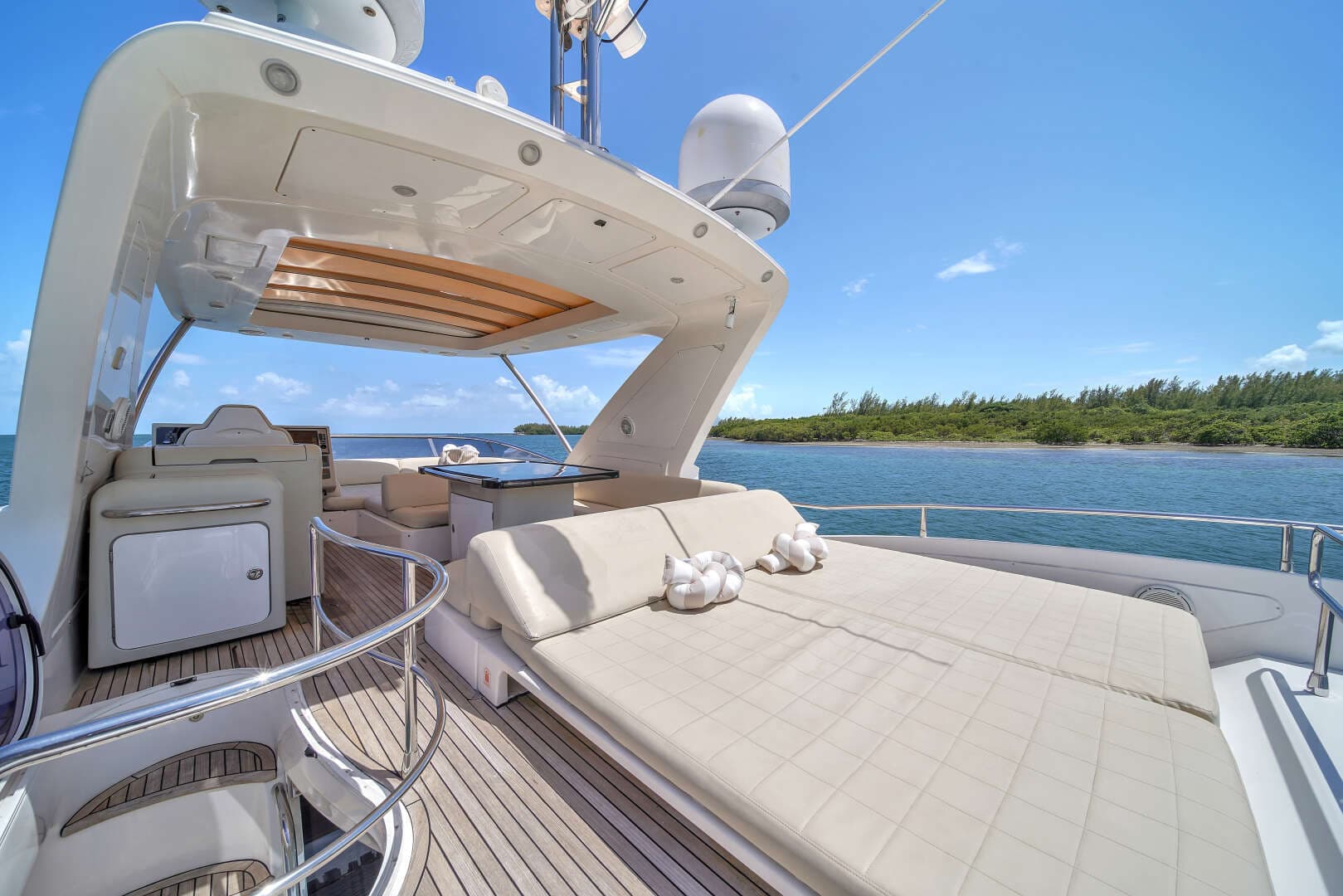 2012 Azimut 64 FLY - Image 28