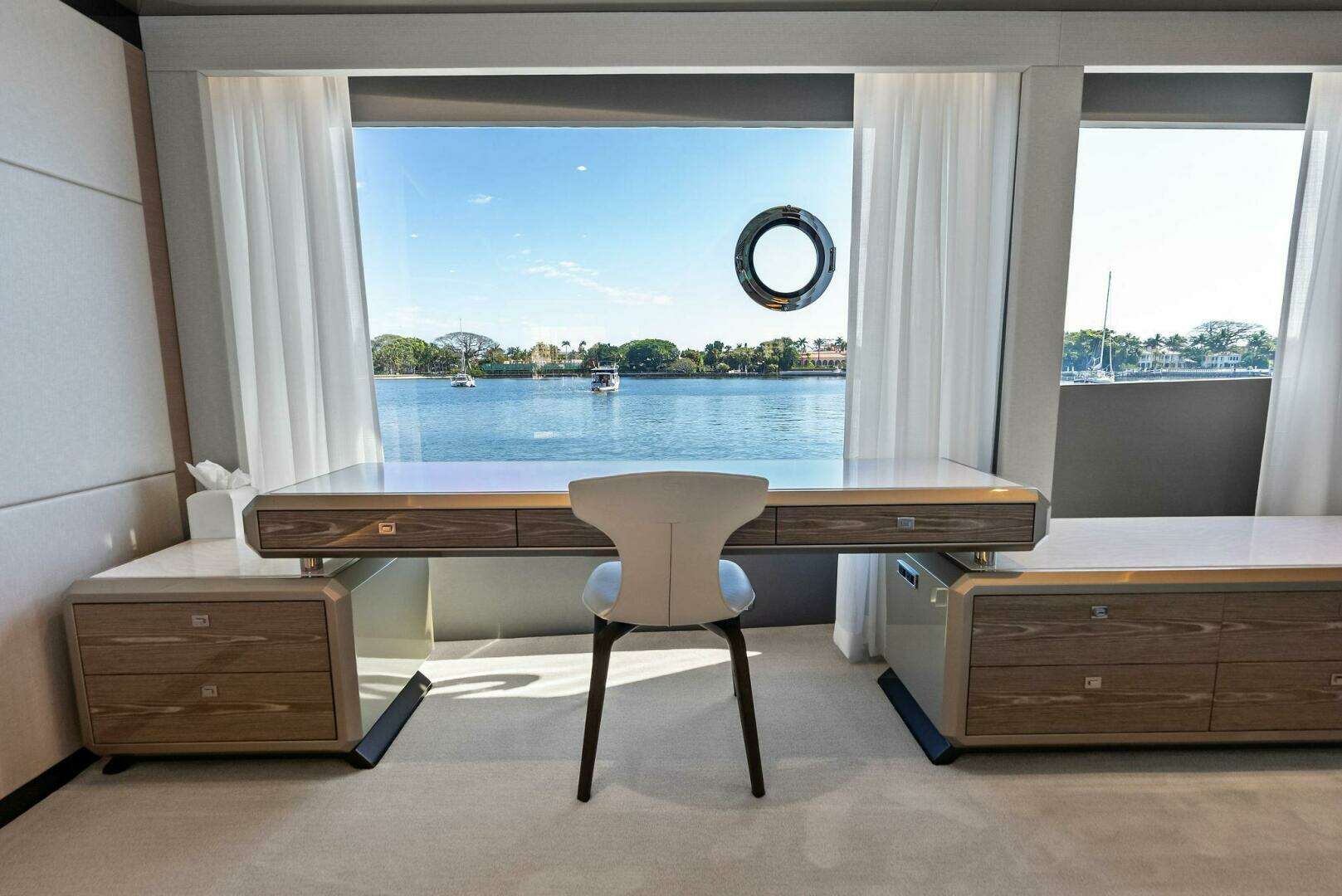 2024 Ocean Alexander 35 Revolution - Image 47