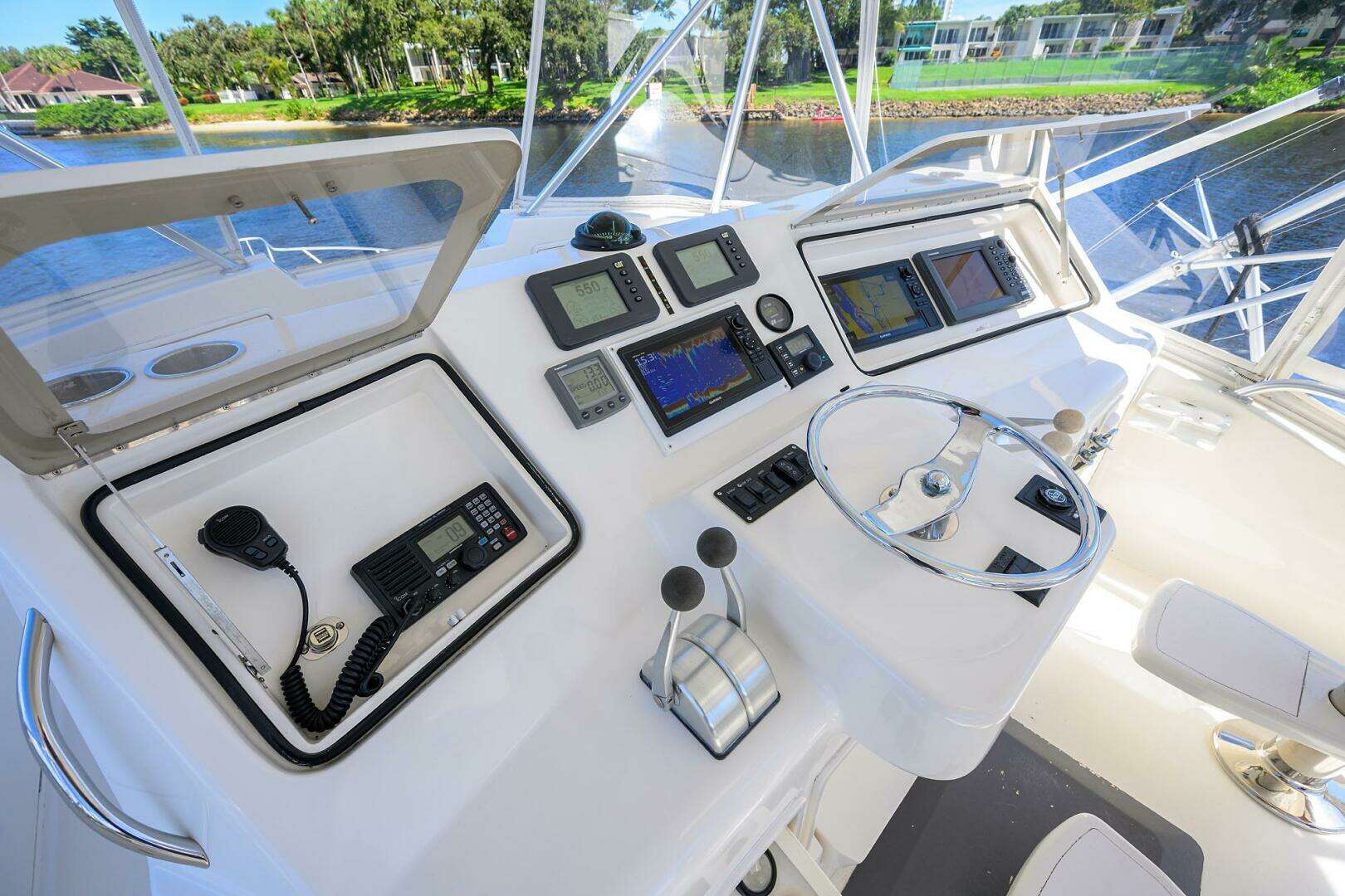 2004 Ocean Yachts 50 Super Sport - Image 18