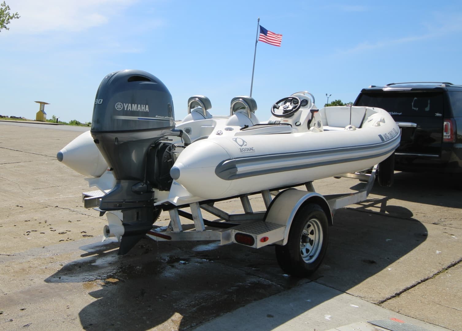 2023 Zodiac Yachtline 490 - Image 9