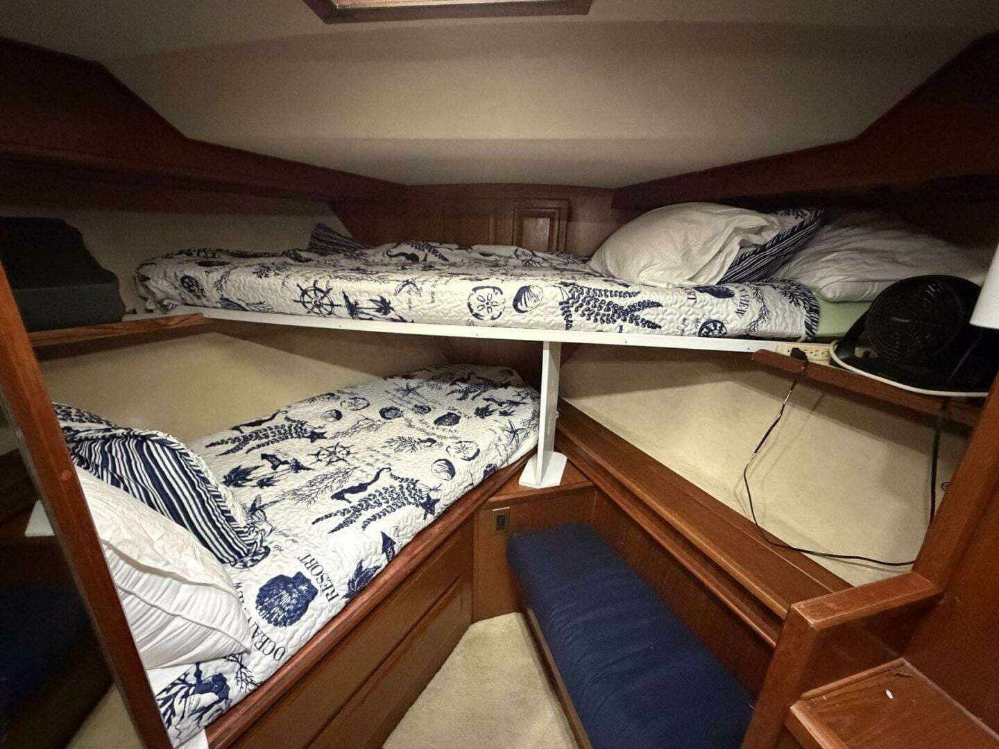 1987 Viking 44 Motor Yacht - Image 61