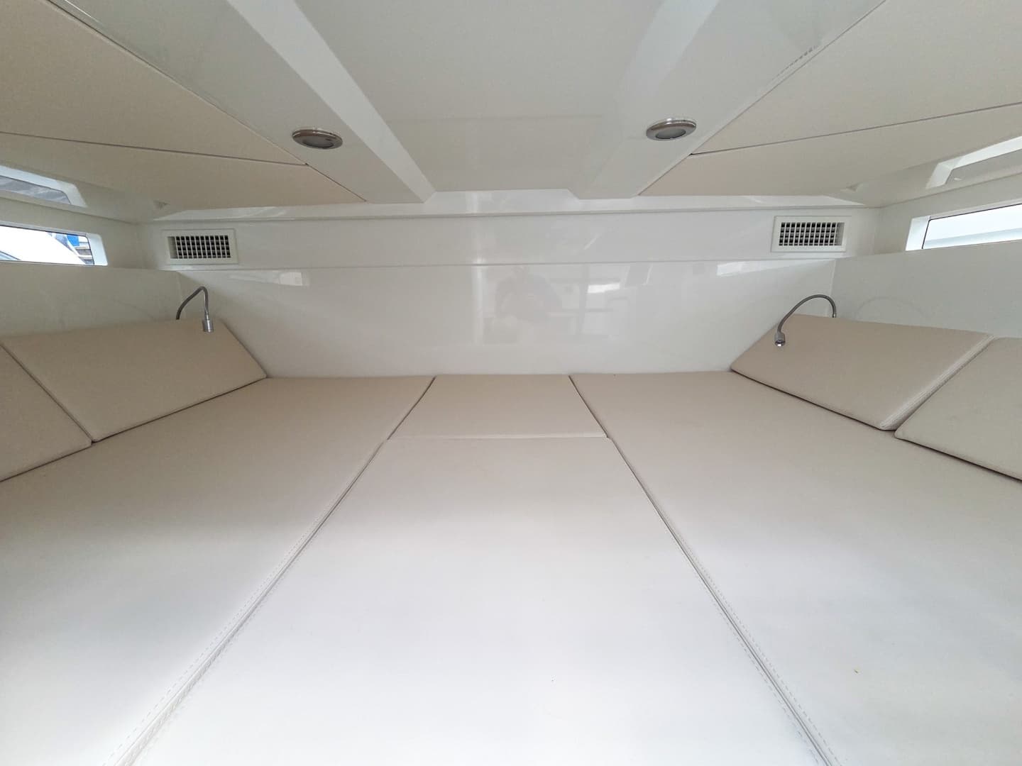 2026 De Antonio Yachts D32 - Image 41