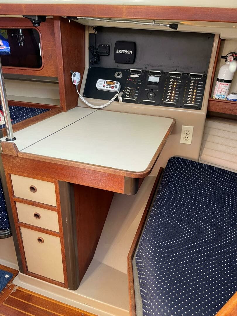 1984 C&C 35 Mk III - Image 20