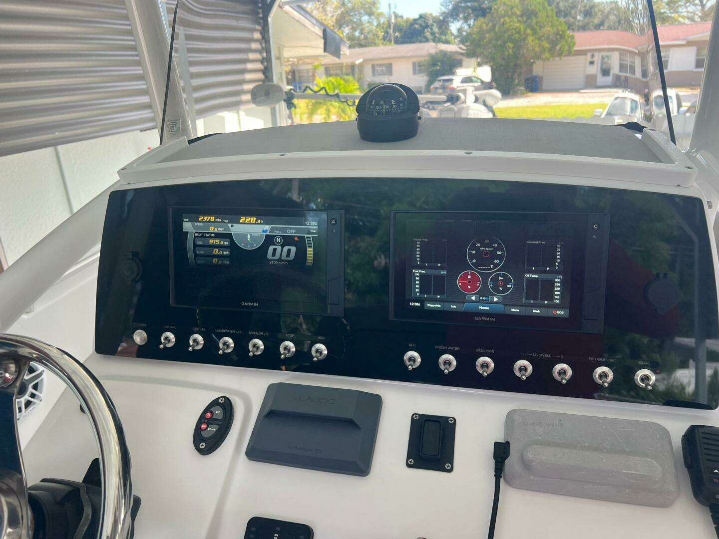2021 Sportsman 232 Platinum Center Console - Image 32