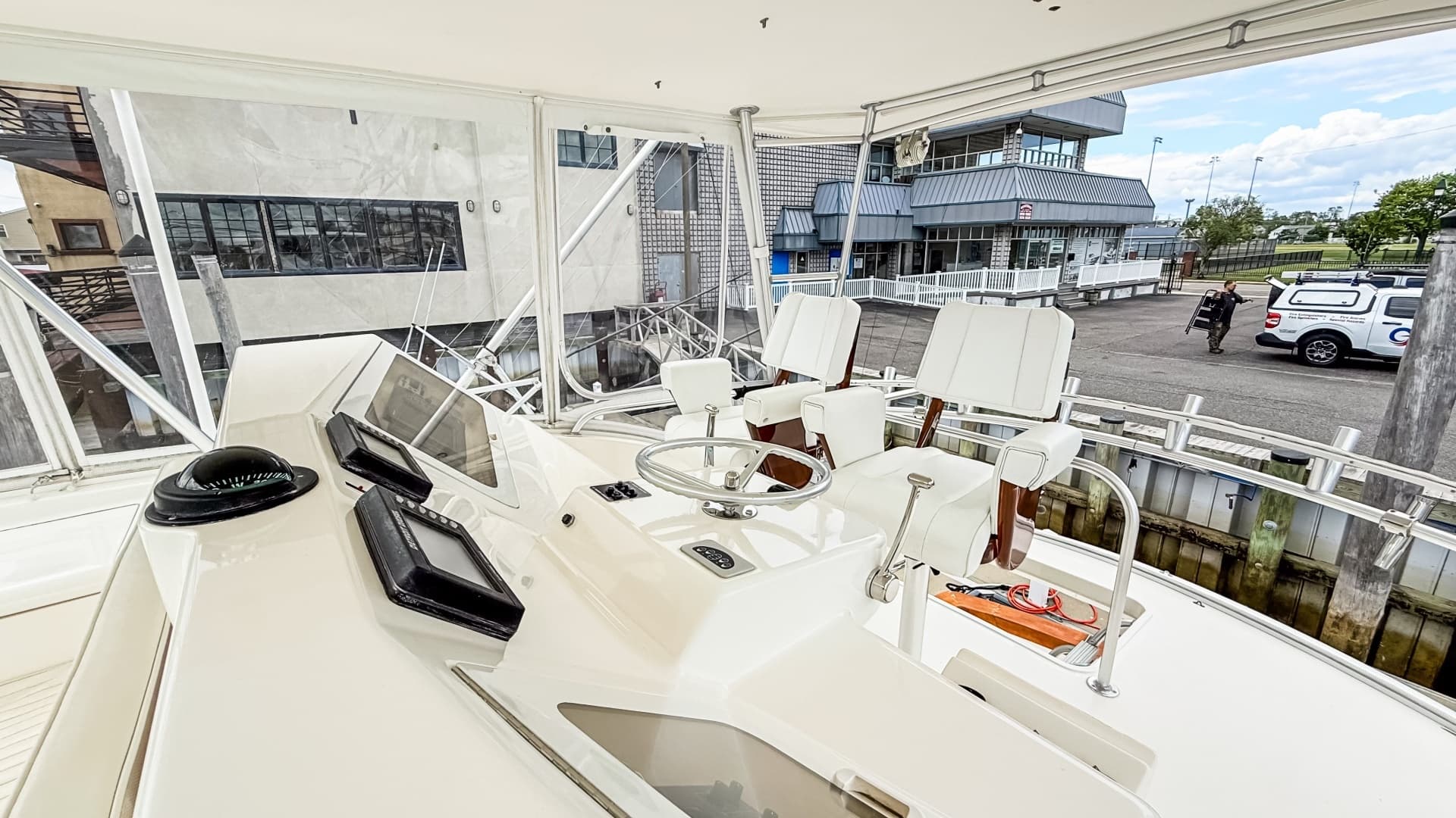 2004 Ocean Yachts 50 Super Sport - Image 14