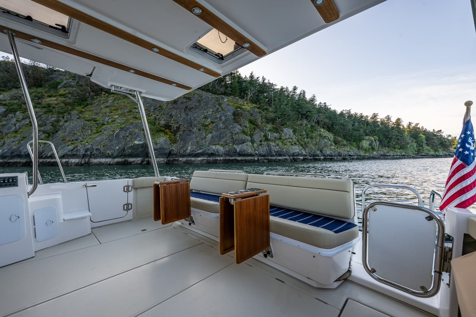 2020 Ranger Tugs R-41 CB - Image 31