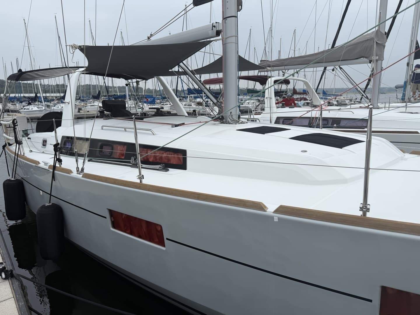 2016 Beneteau Oceanis - Image 11
