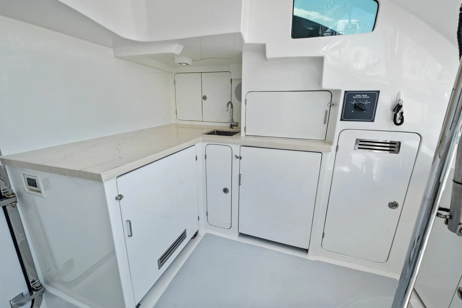 2024 Marlow 90V - Image 91