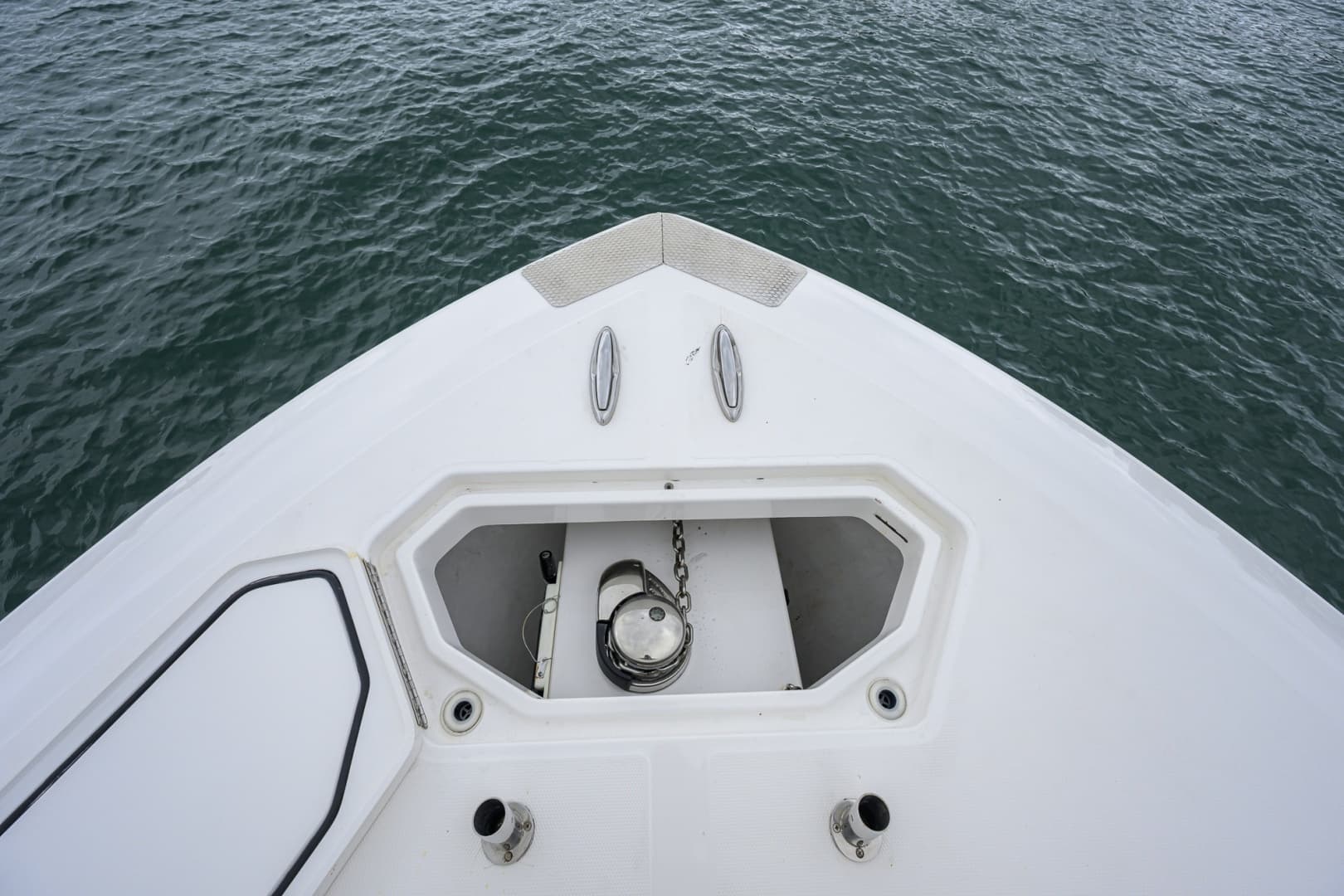 2019 Invincible 42 Open - Image 7