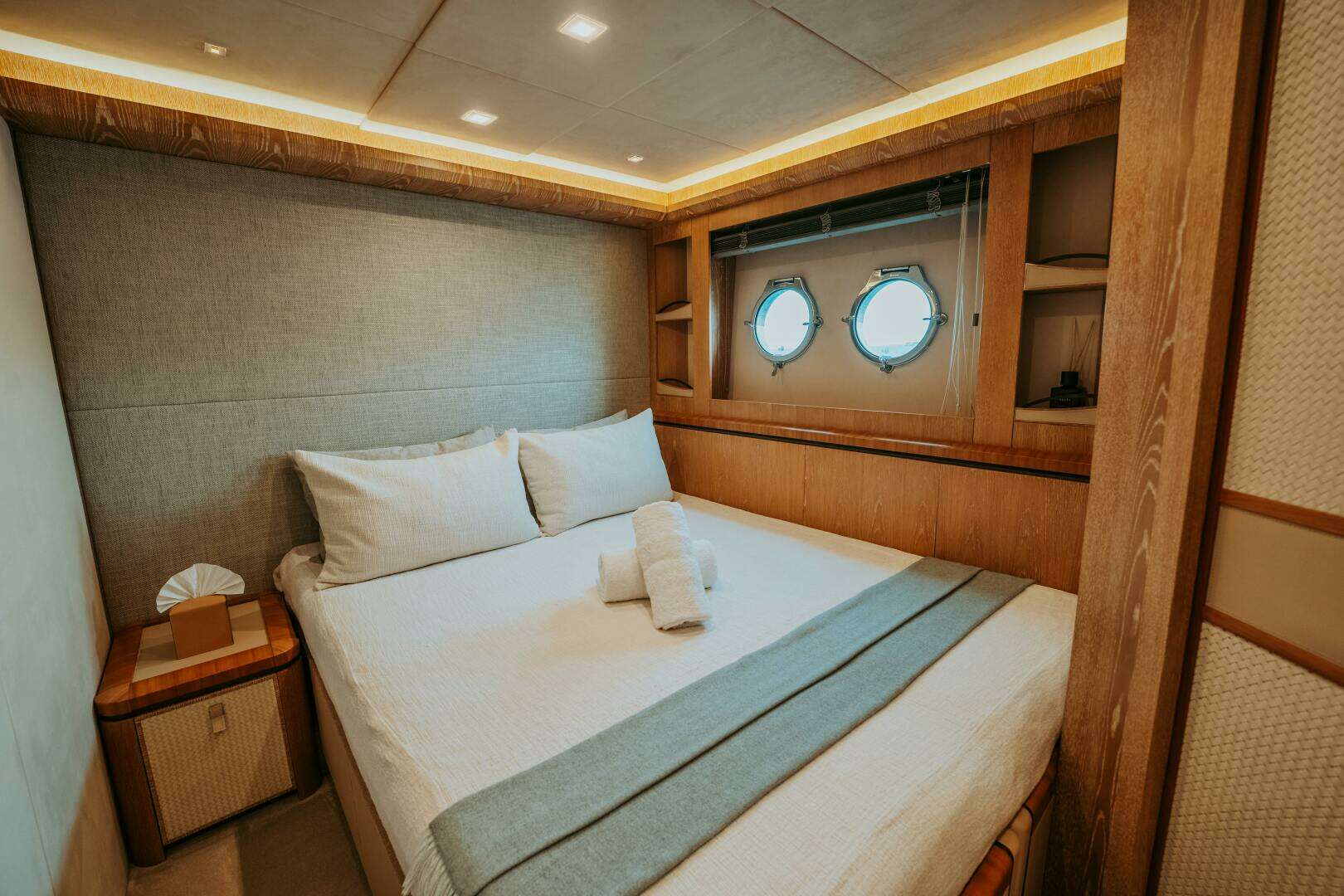 2013 Monte Carlo Yachts — - Image 12