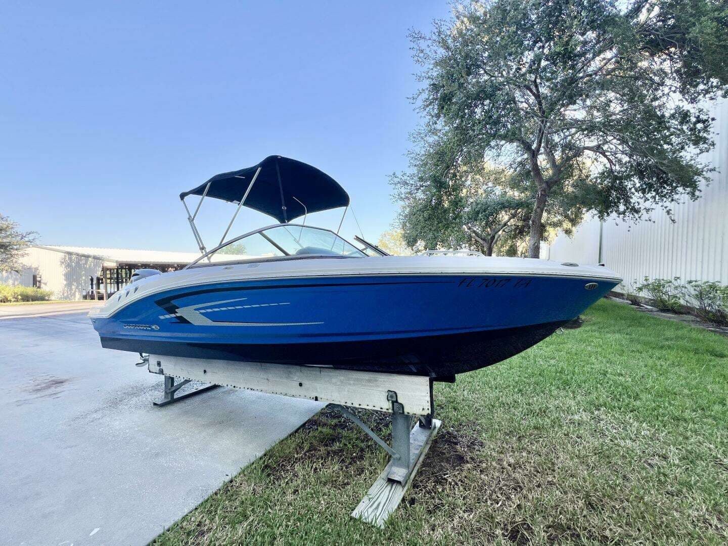 2021 Chaparral 21 Ssi OB - Image 8
