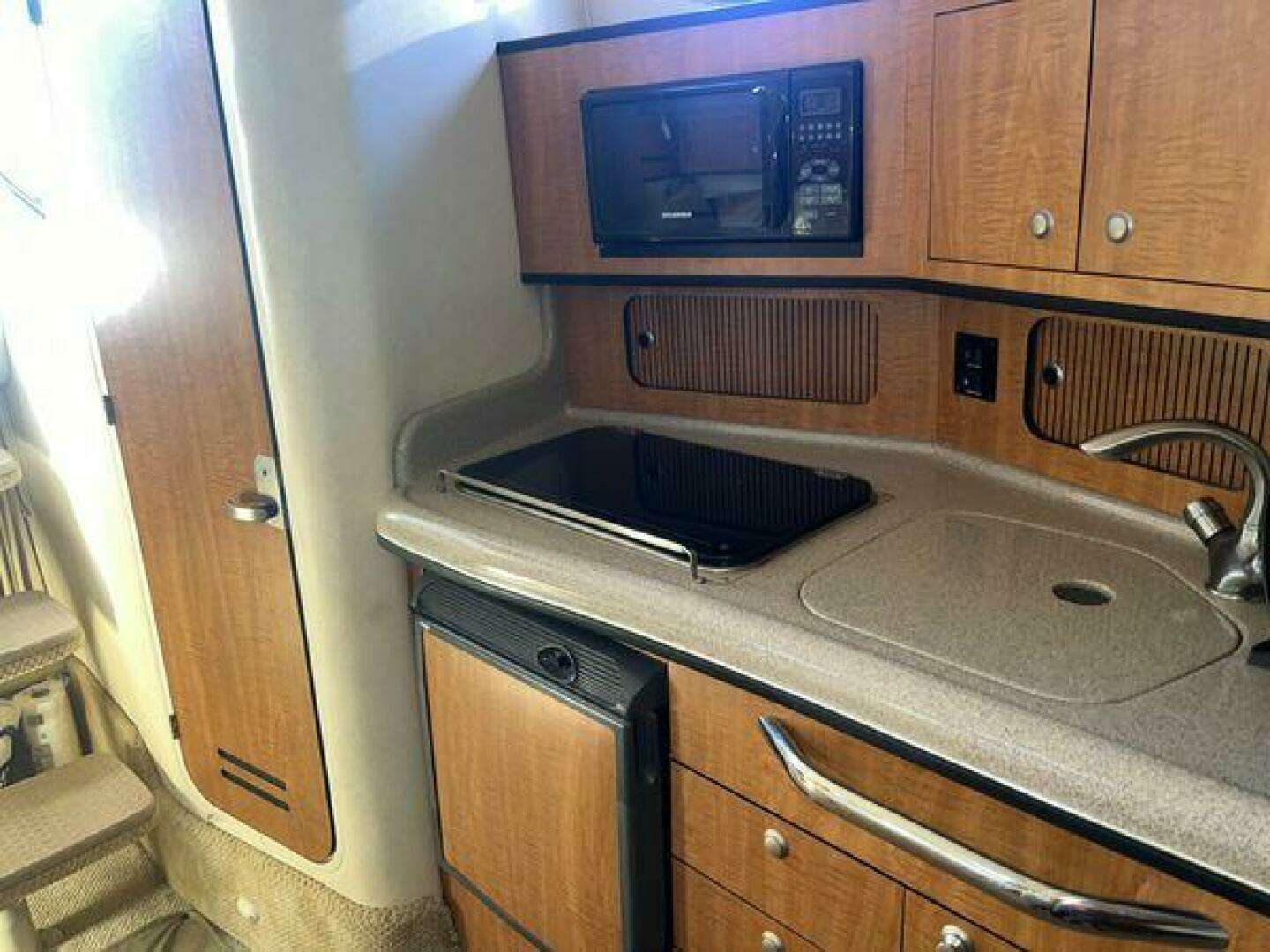 2006 Sea Ray Sundancer - Image 20