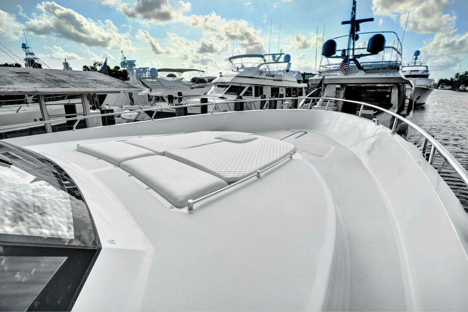 2016 Ocean Alexander 85 E - Image 11