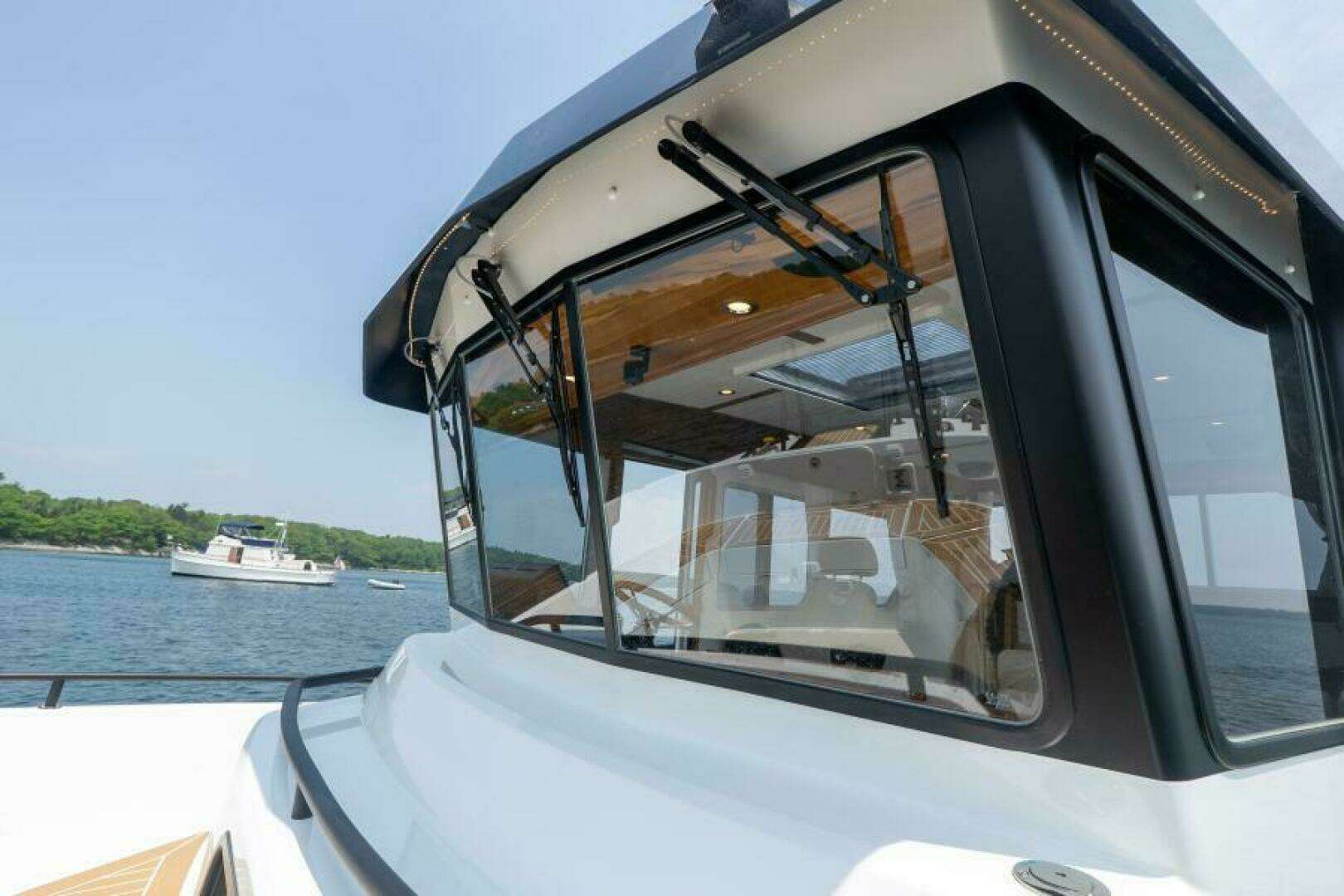 2027 Targa 32 - Image 33