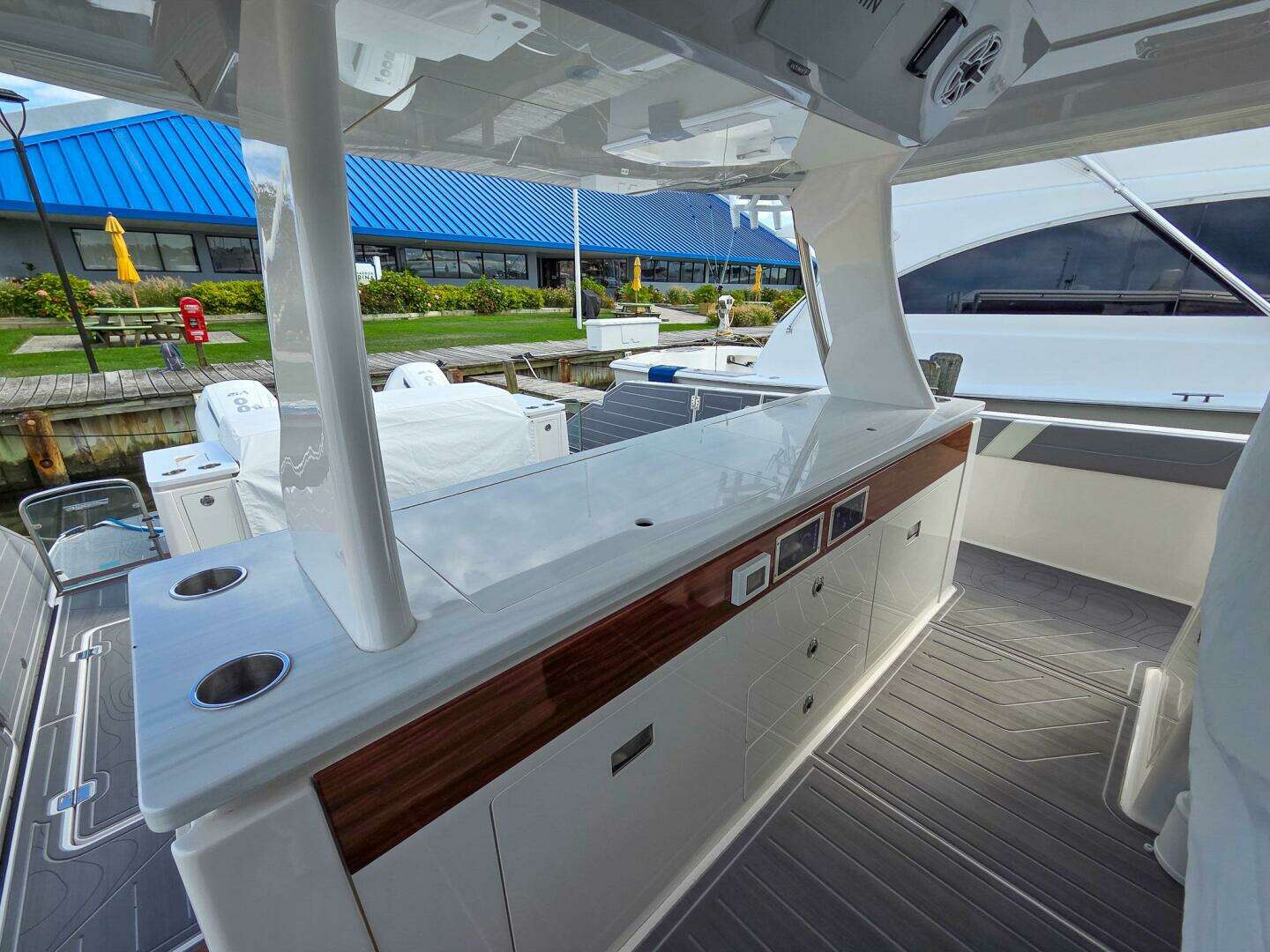 2025 Regal 50 SAV - Image 20