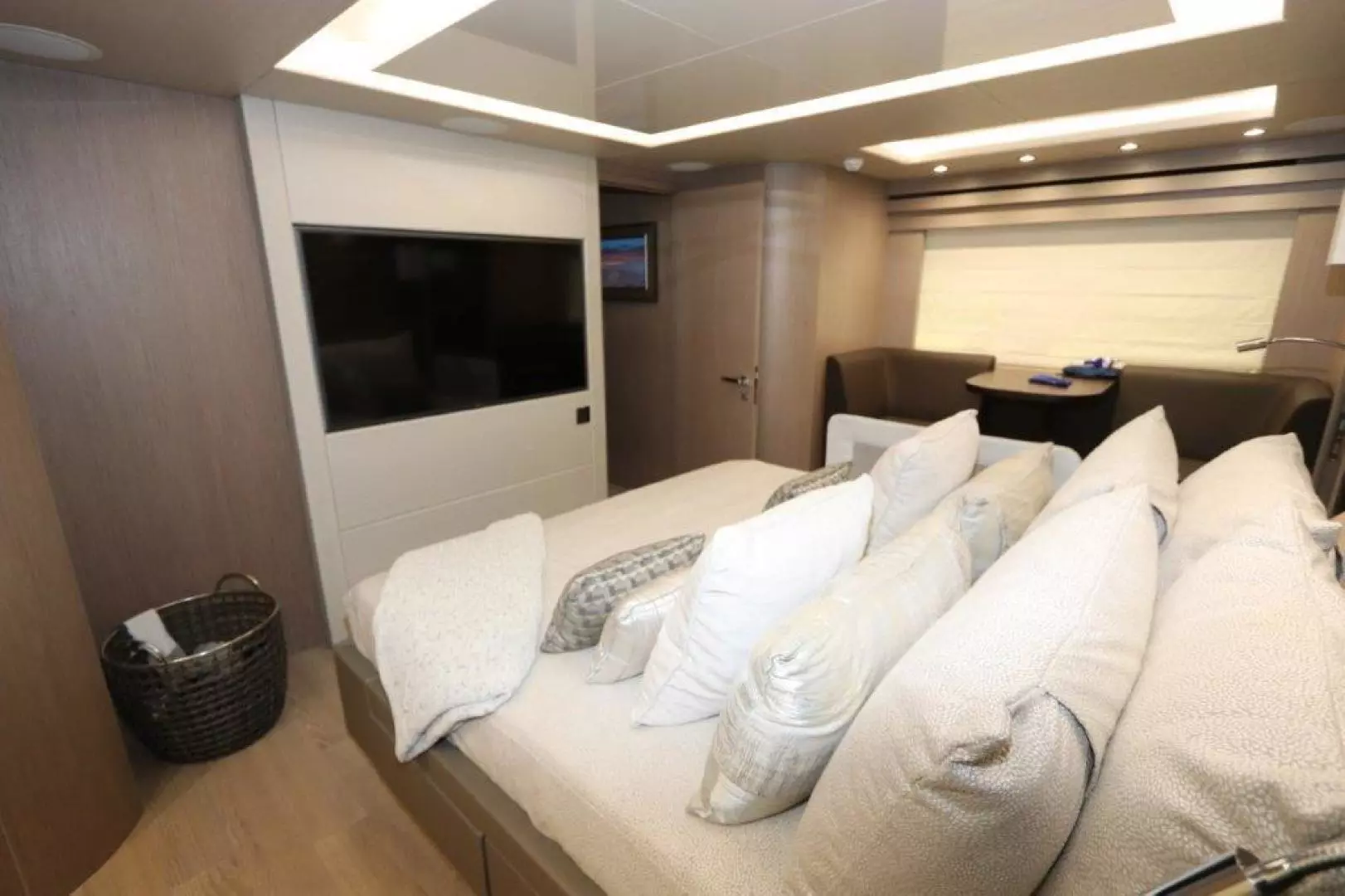 2019 Sunseeker Yacht - Image 77