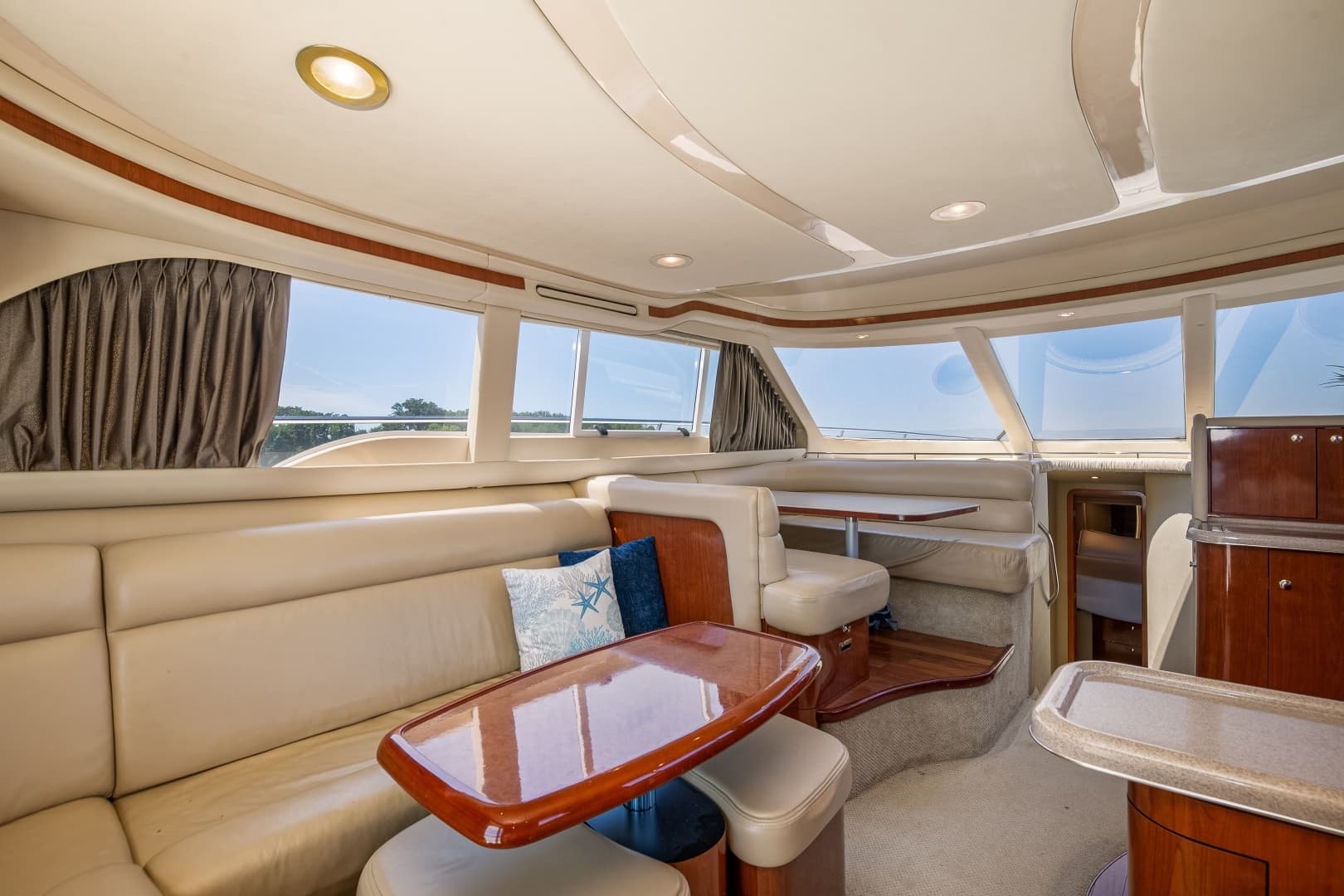 2003 Sea Ray 480 Sedan Bridge - Image 60