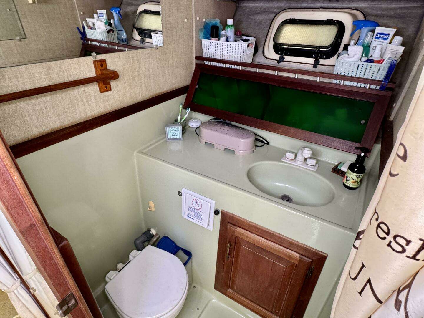 1979 Silverton 34 Convertible - Image 60
