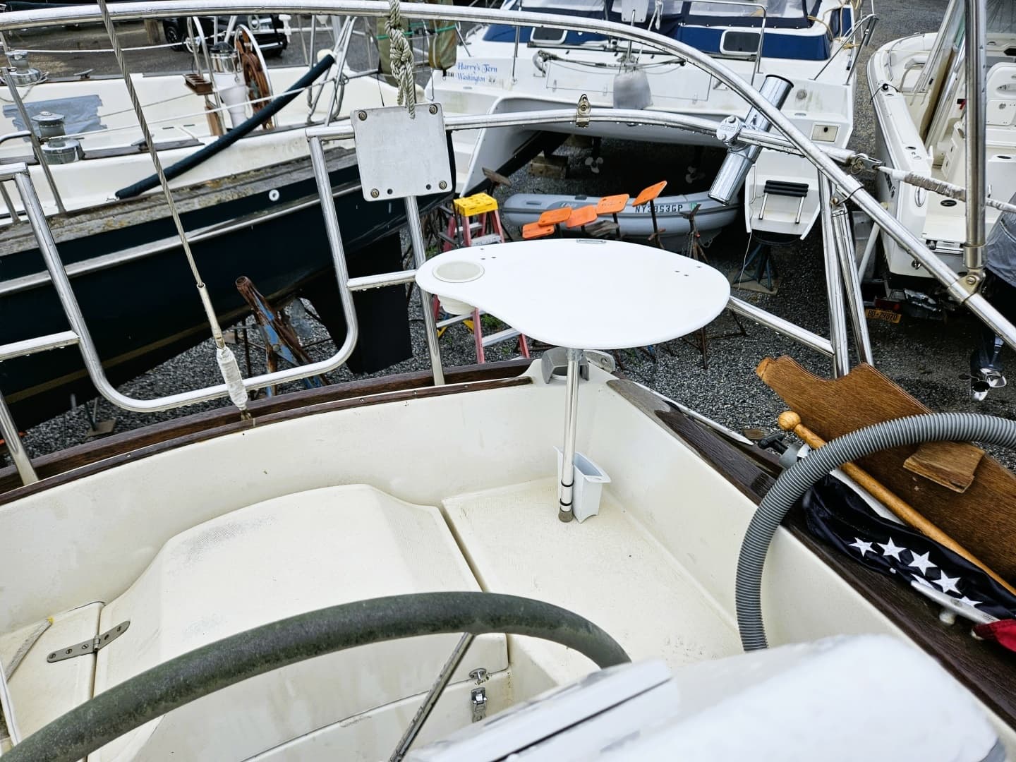 1985 Sabre 34 - Image 24