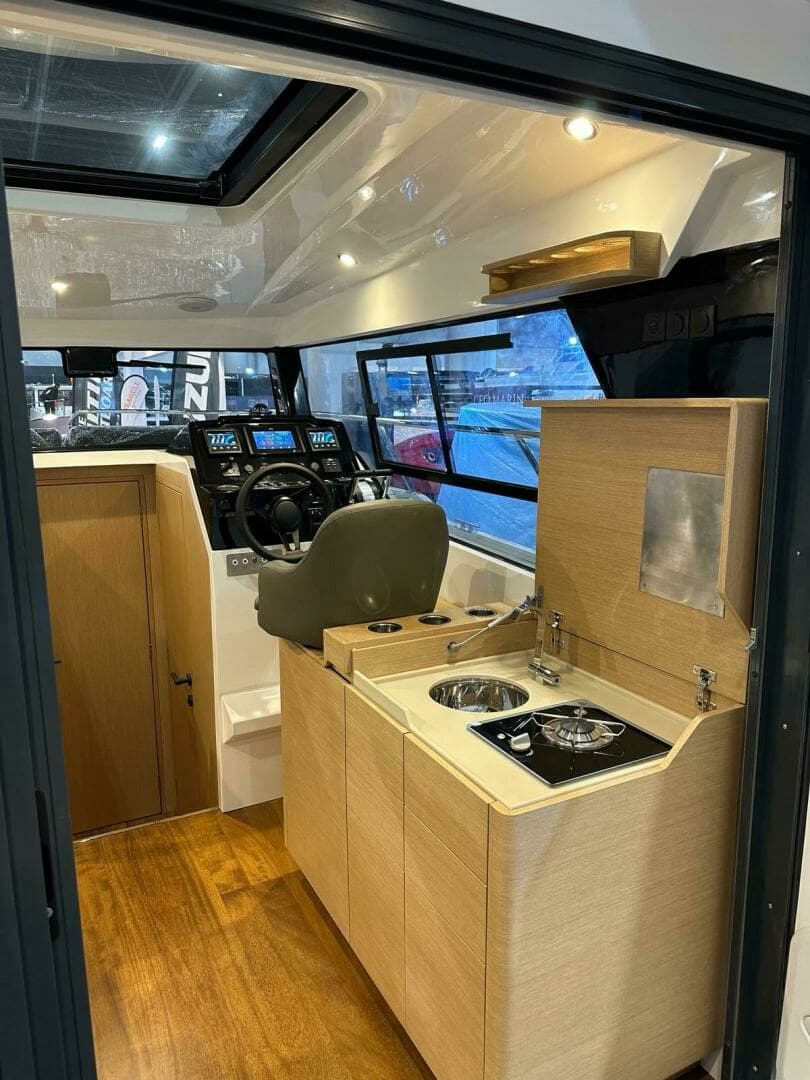 2023 Vento V30 HT Weekender - Image 10