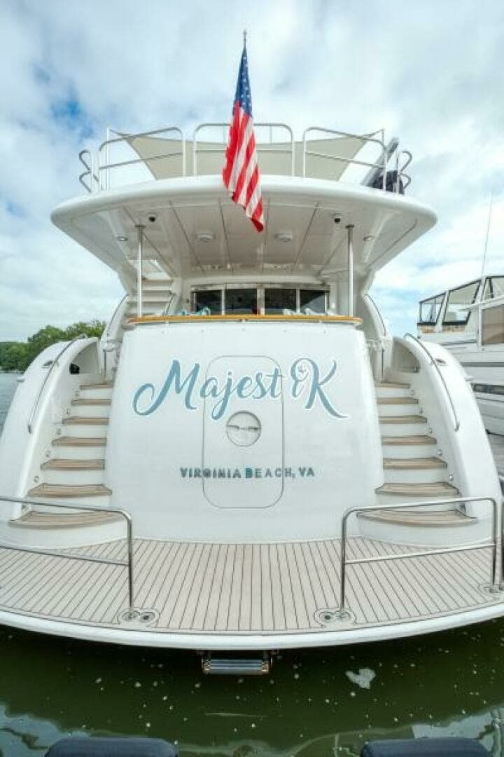 2007 Hatteras 80 Enclosed Bridge - Image 2