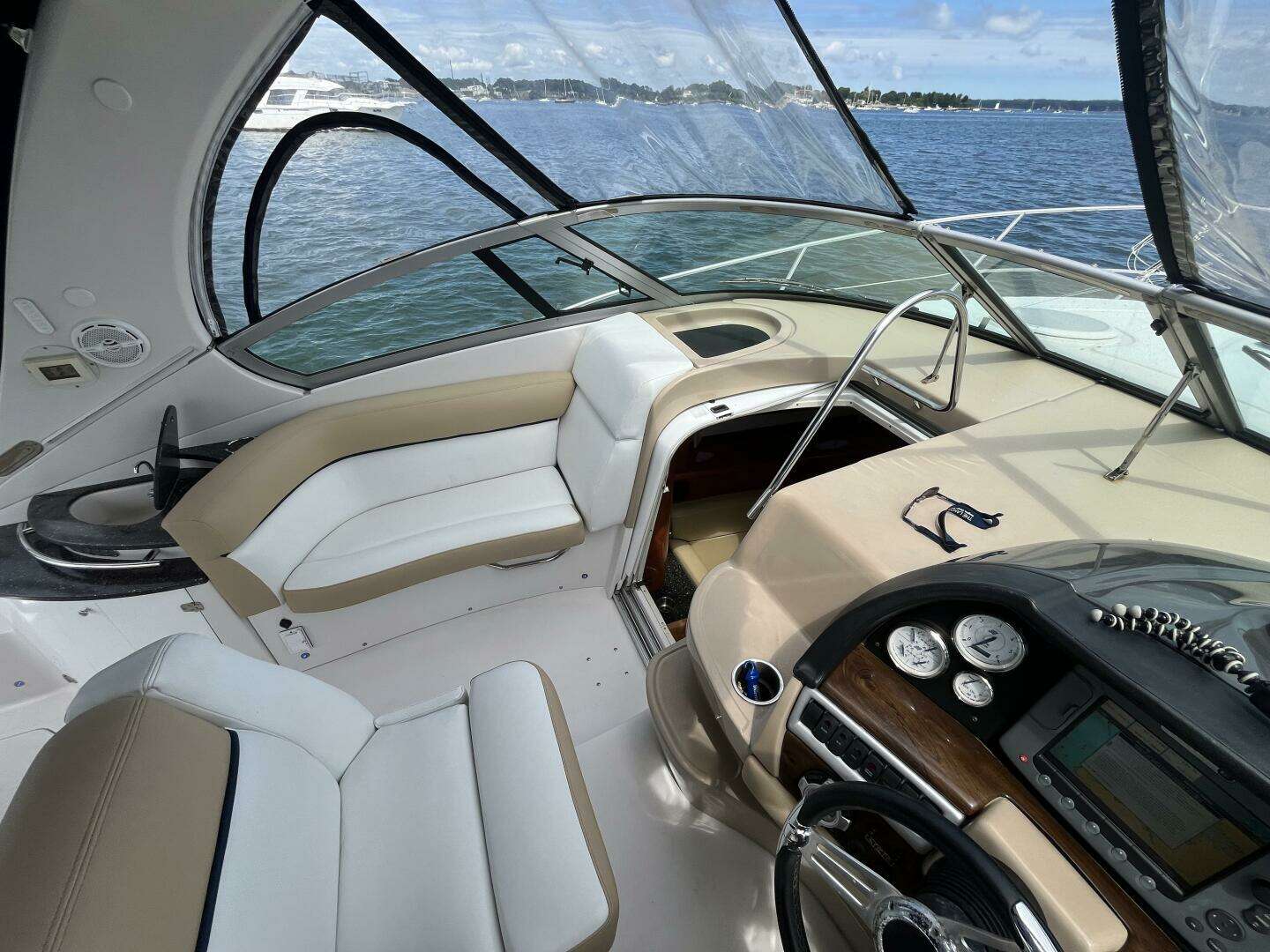 2008 Four Winns V338 - Image 34
