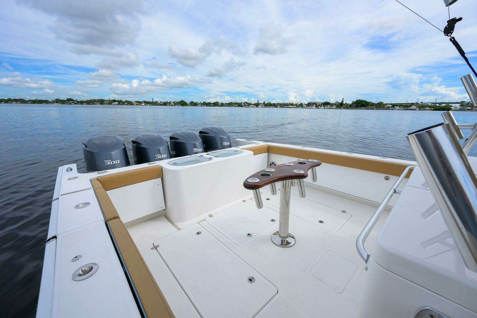 2018 Buddy Davis 42 Center Console - Image 28