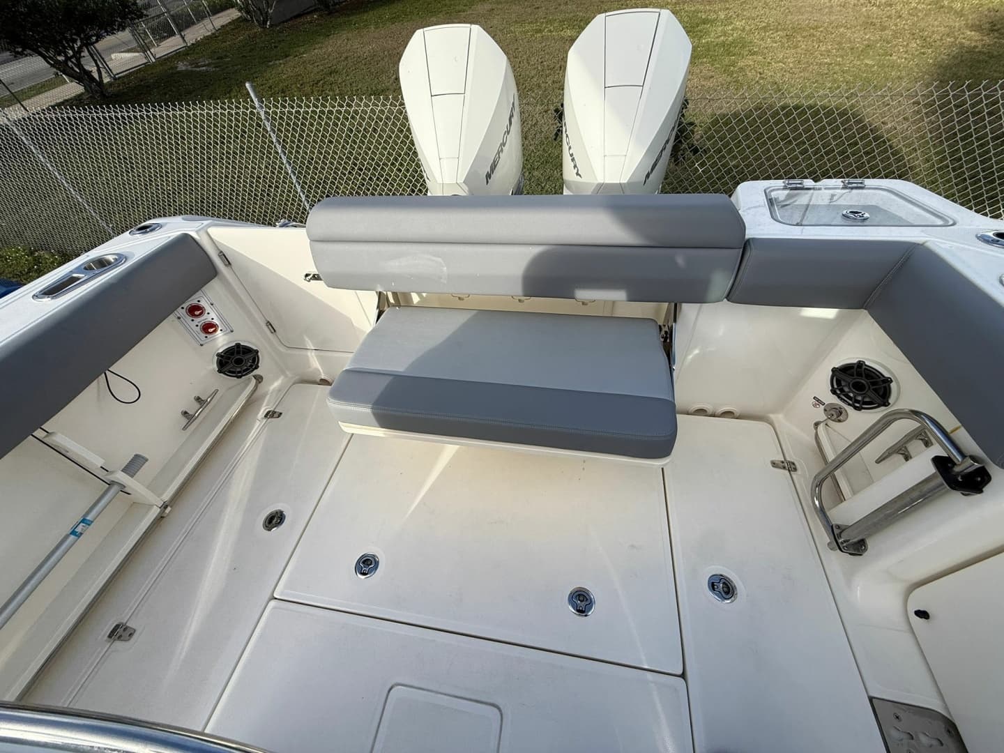 2023 Boston Whaler — - Image 15