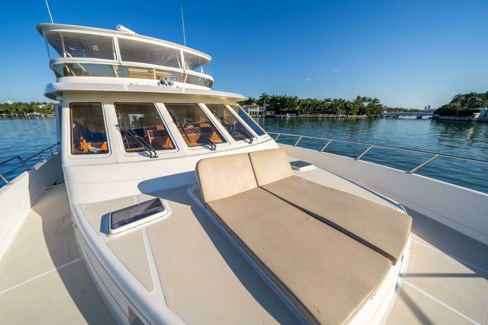 2006 Offshore Yachts 72 Pilothouse - Image 20