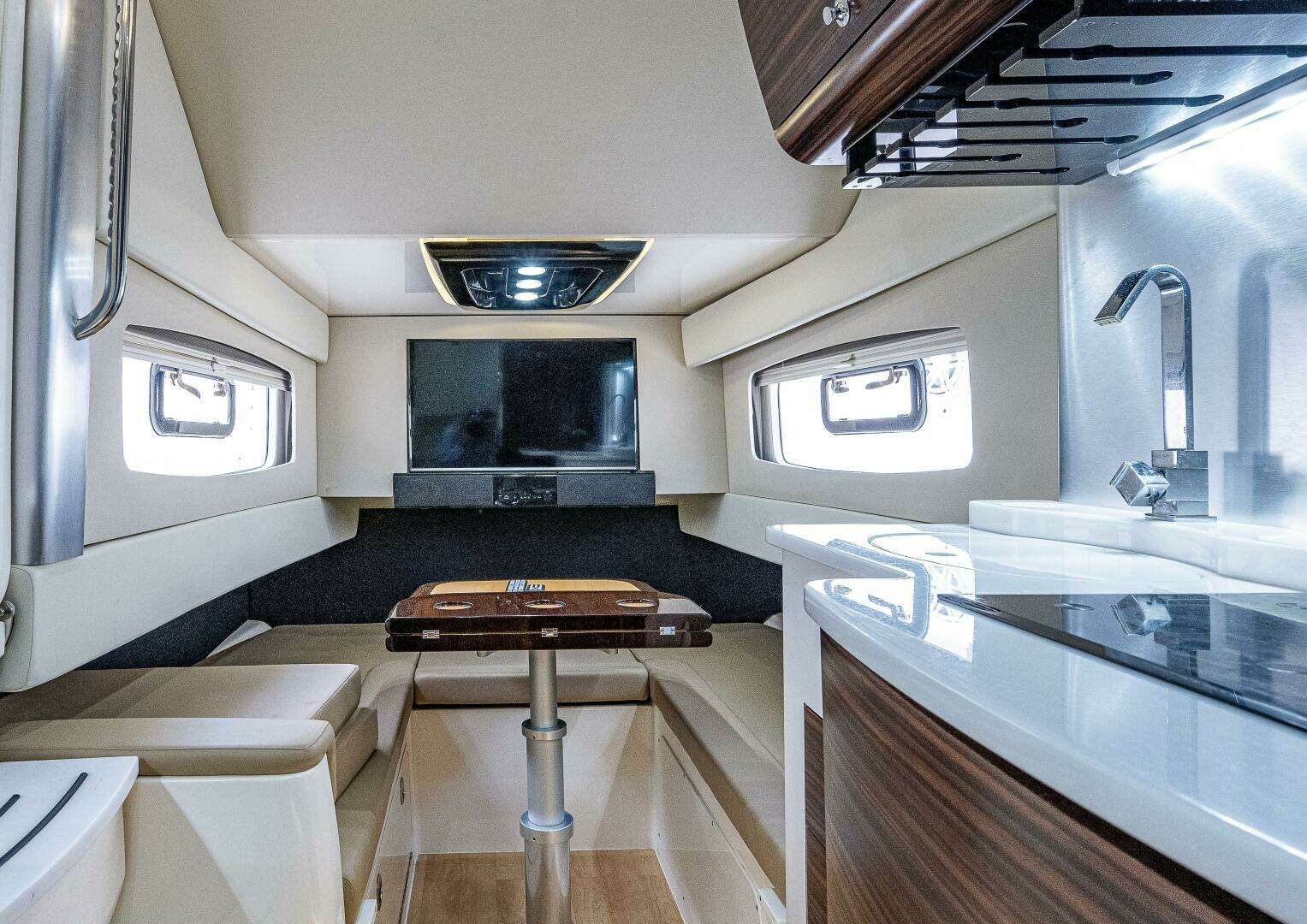2019 Scout 420 LXF - Image 5