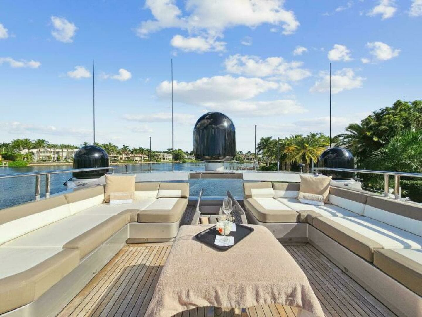 2008 Palmer Johnson 124 Sports Cruiser - Image 19