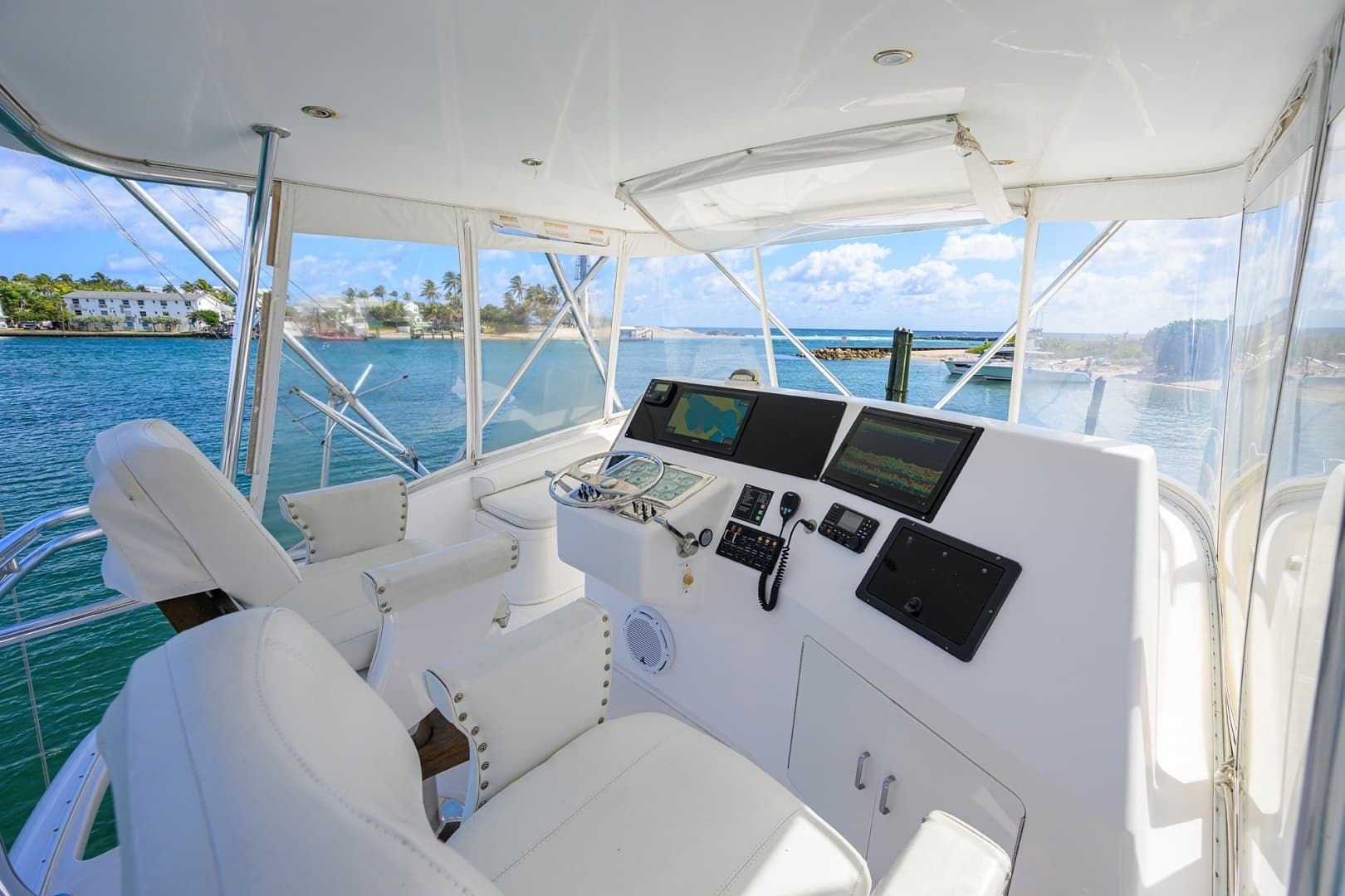2003 Cabo 48 Flybridge - Image 23
