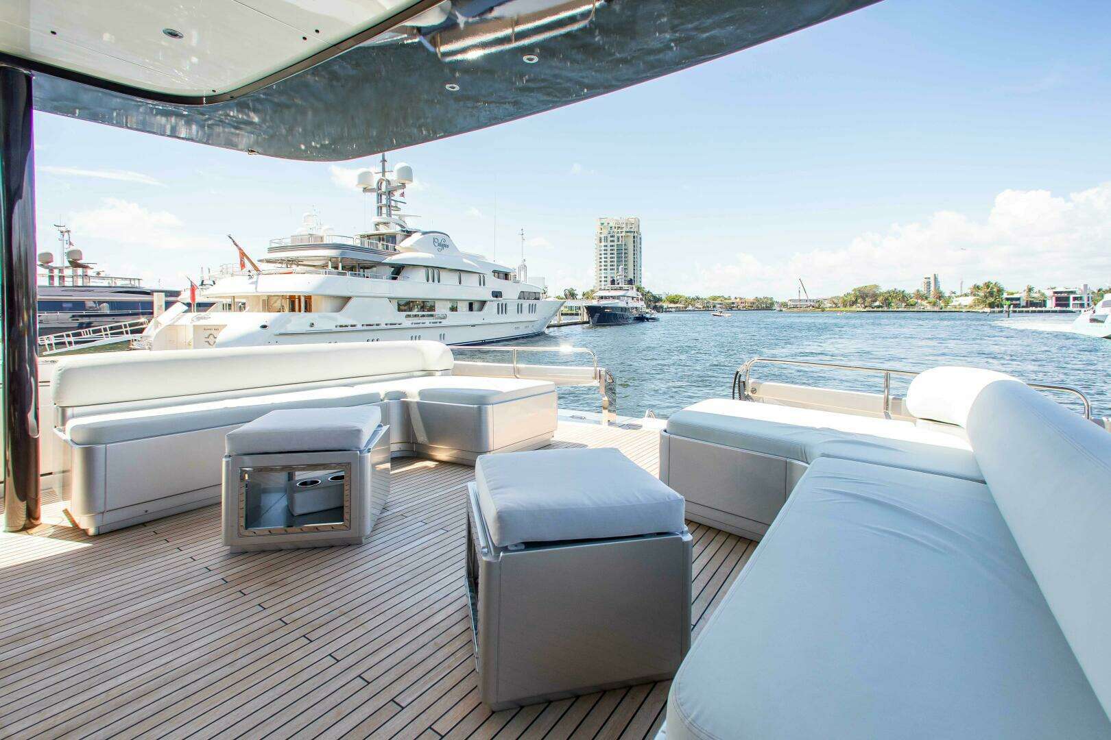 2014 Riva Mythos - Image 26