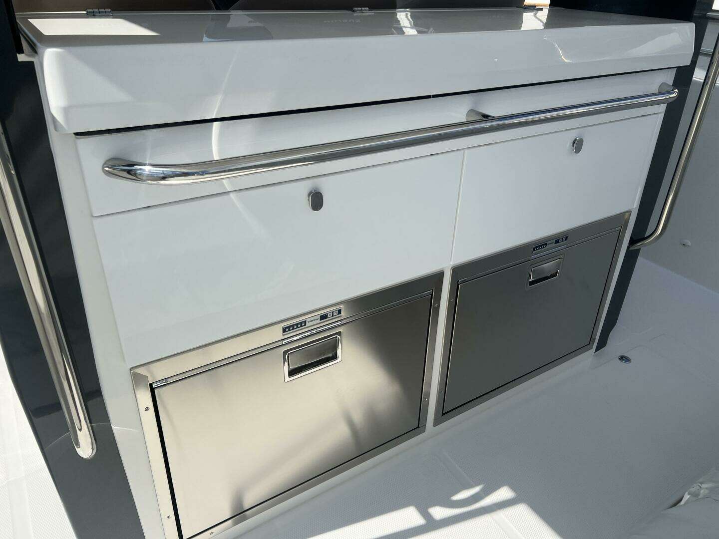 2024 Nimbus T11 - Image 4