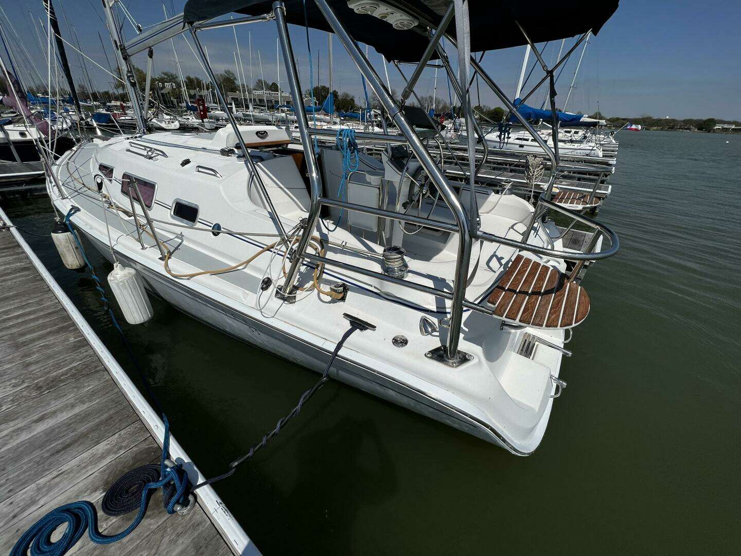 2004 Hunter 33 - Image 6