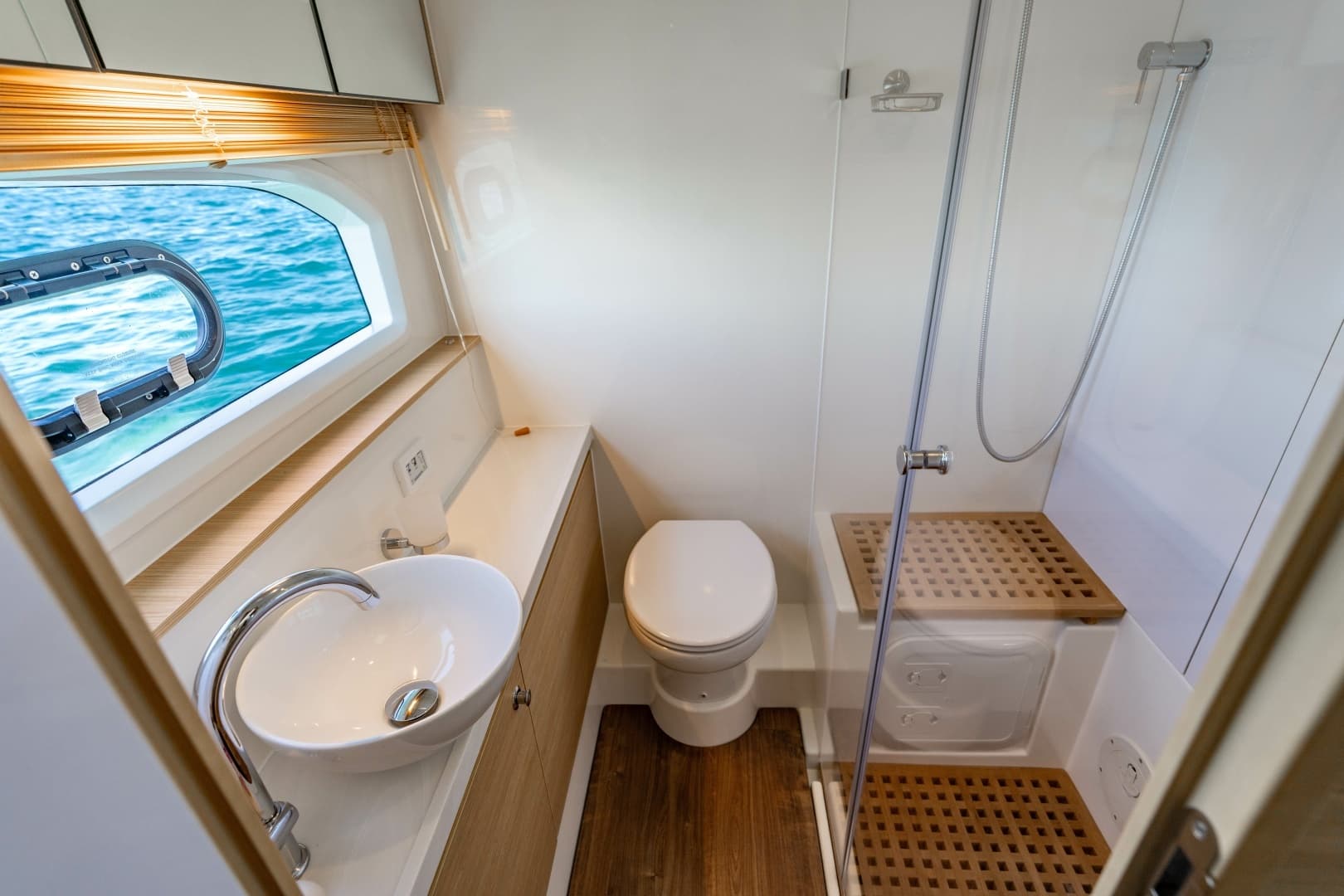 2024 Aquila 44 Yacht - Image 58