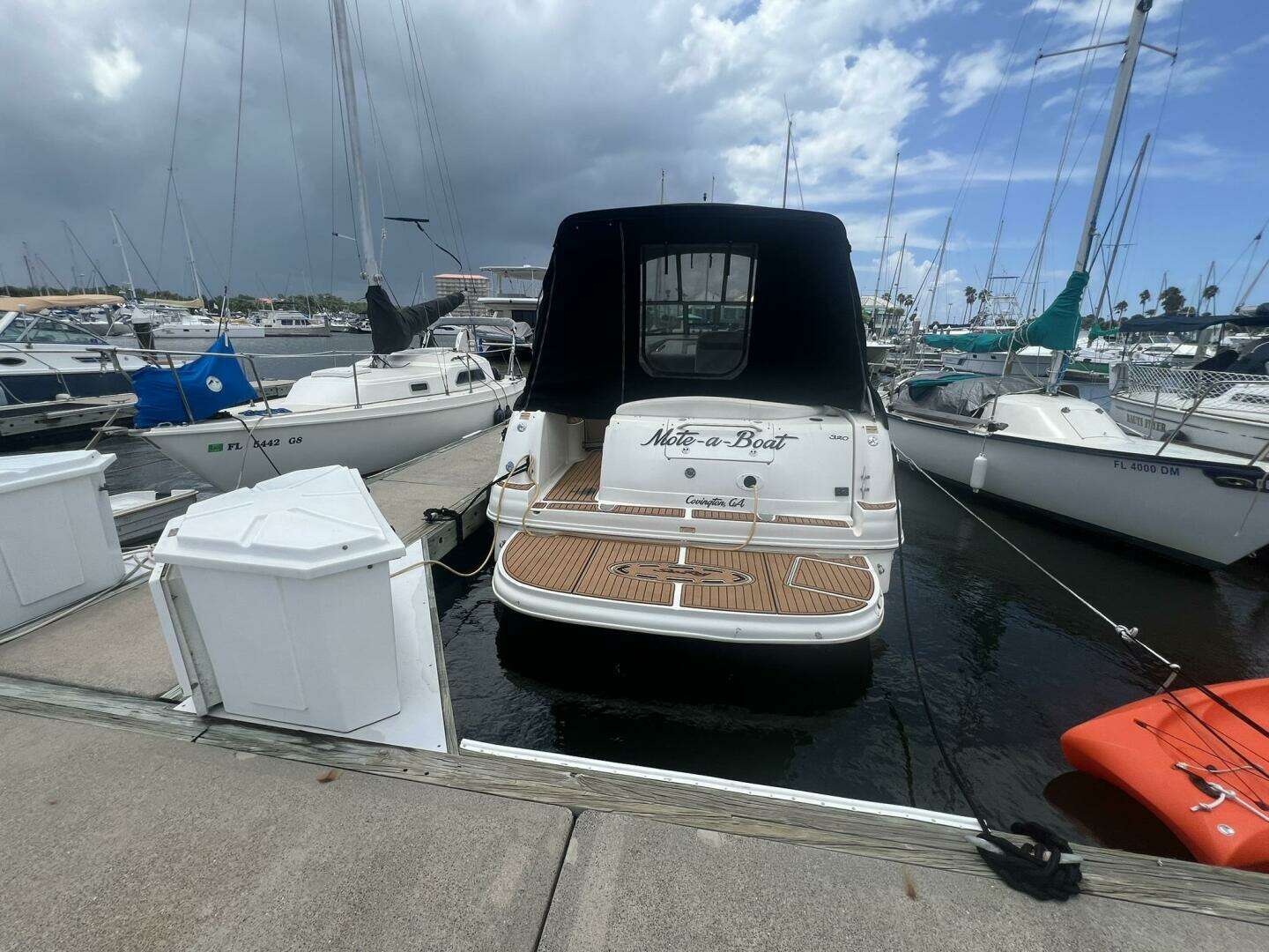 2003 Sea Ray 320 Sundancer - Image 5