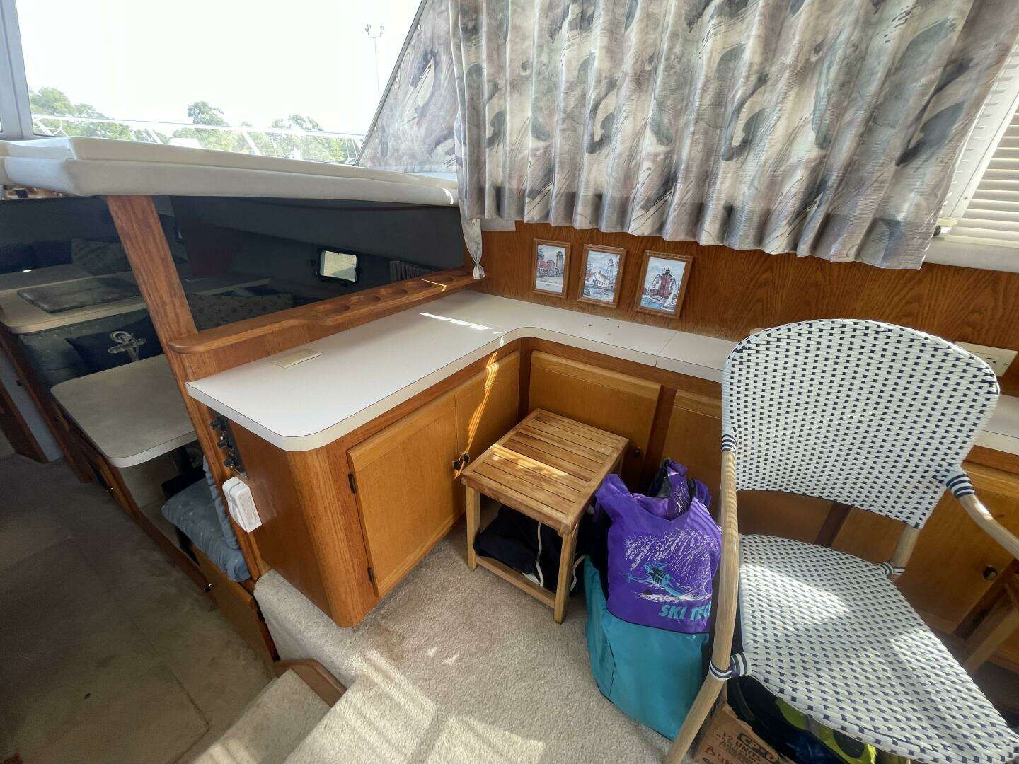 1989 Silverton 37 Convertible - Image 25