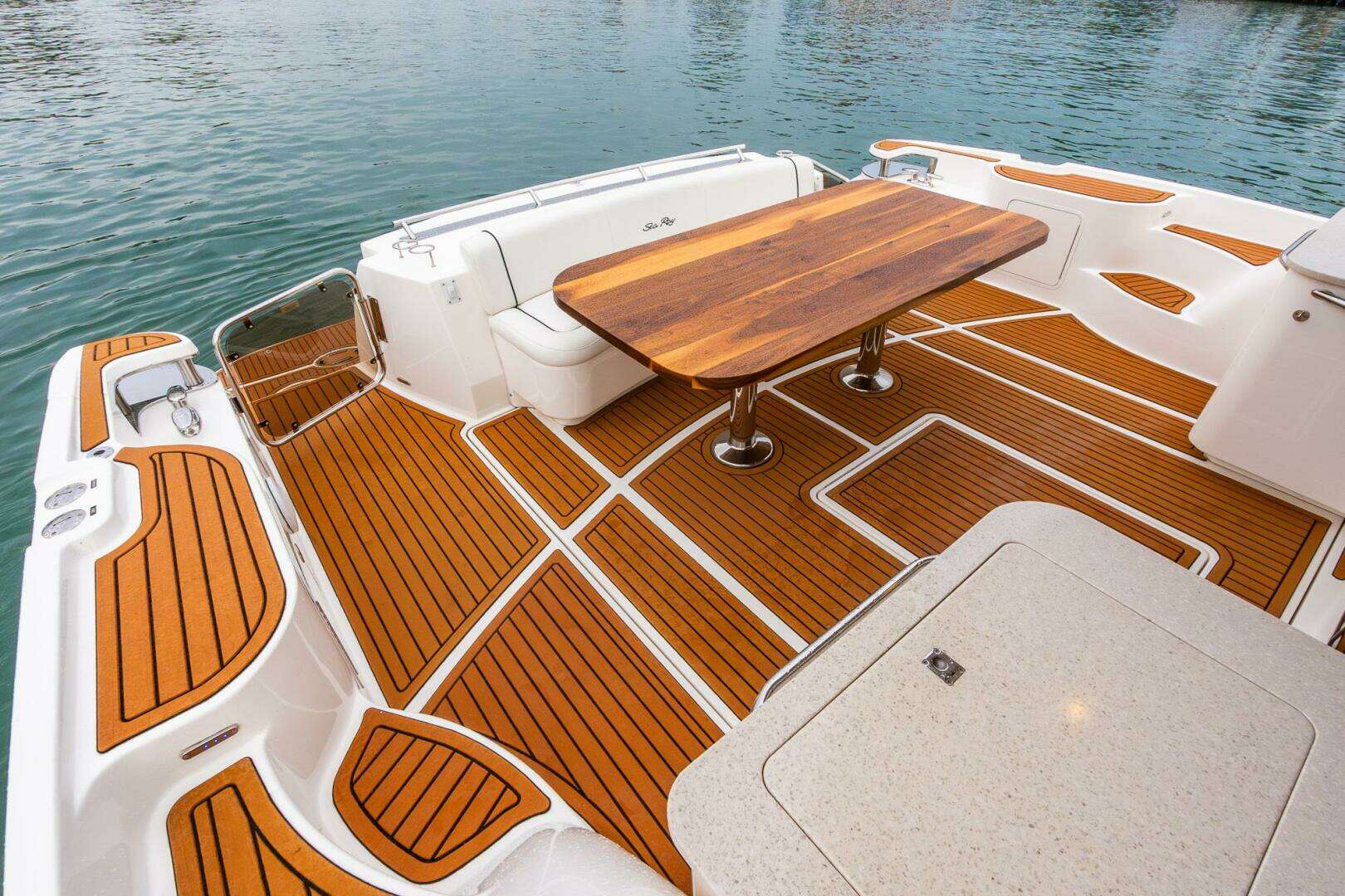 2008 Sea Ray 60 Sundancer - Image 26