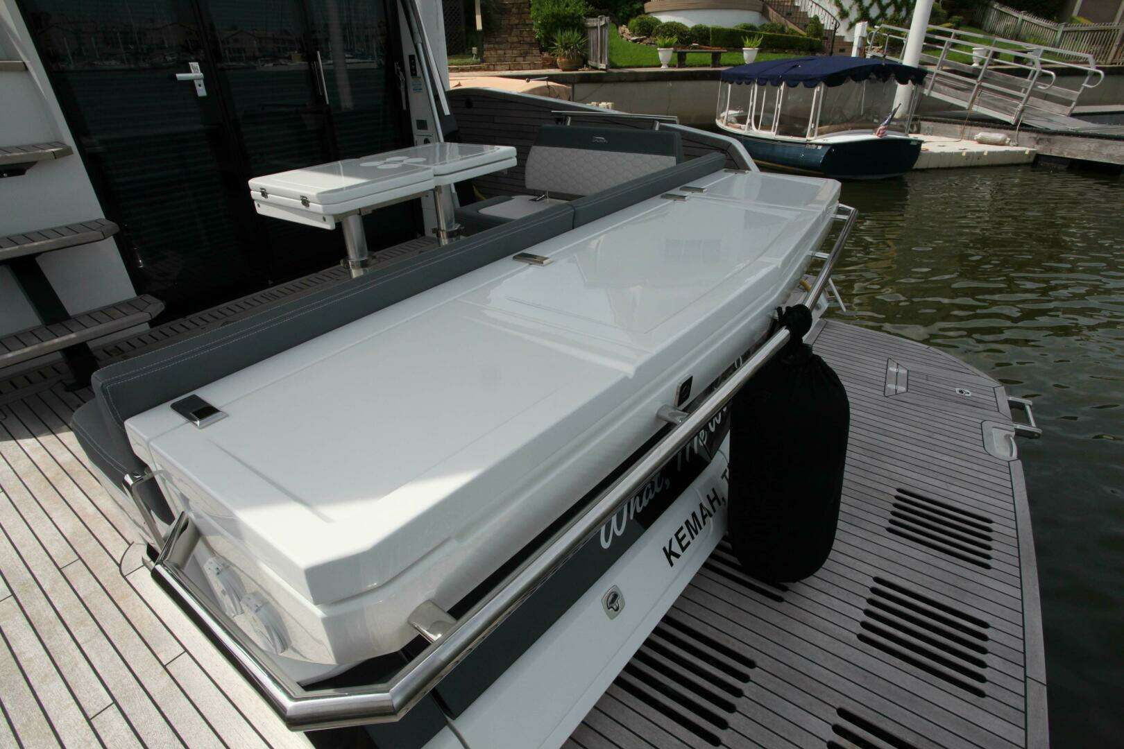 2025 Galeon — - Image 167