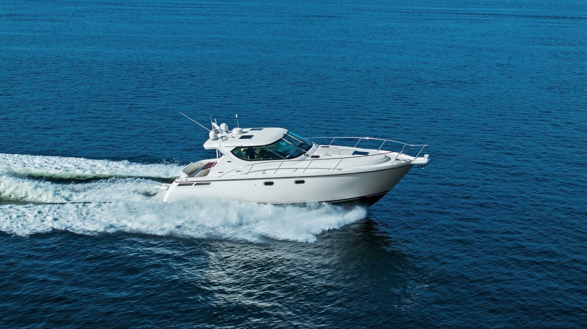 2007 Tiara Yachts 4300 Sovran - Image 51