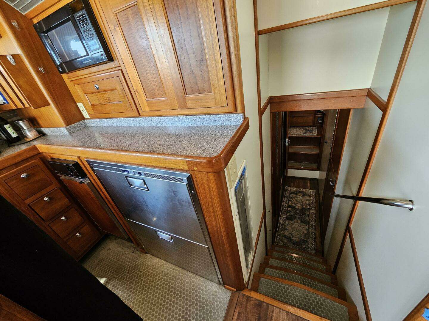 2002 Nordhavn — - Image 20
