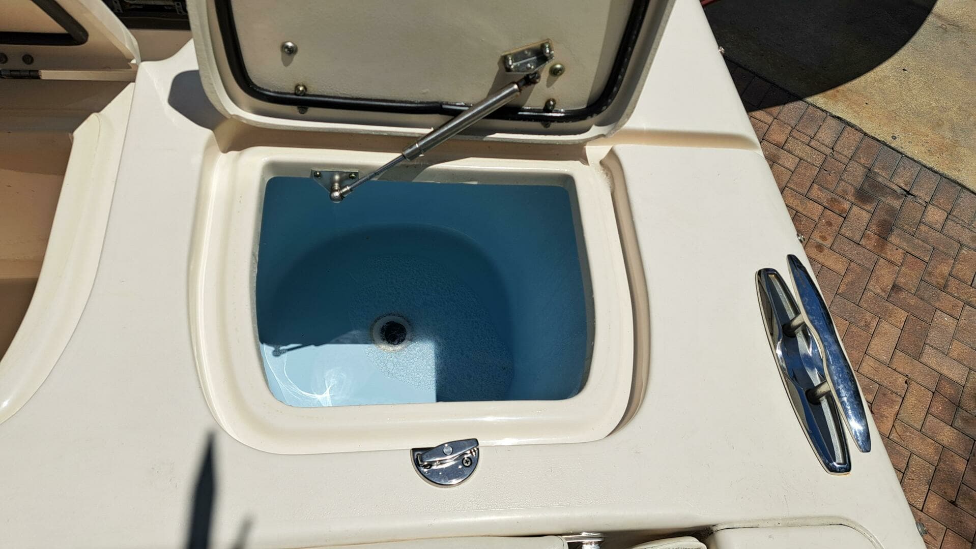 2018 Grady-White Freedom 285 - Image 34